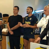 Dzeko ve Tadic'ten ayrılık öncesi yönetime şok yanıt! 'İstemiyoruz' diyerek geri çevirdiler