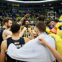 Fenerbahçe 4 oyuncuya veda etti: Teşekkür ederiz