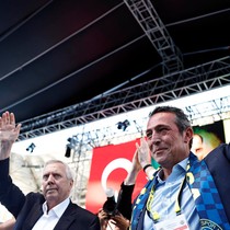Ali Koç'tan Aziz Yıldırım kongre resti: İmzayı bekleme aday ol!