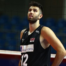 Fenerbahçe Erkek Voleybol Takımı, Adis Lagumdžija'yı kadrosuna kattı