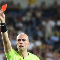 TFF duyurdu: Kırmızı kart cezası bir sonraki maçta çekilecek