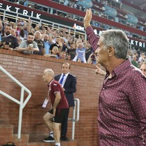 Şenol Güneş ayrılıyor iddialarına flaş yanıt: Kişiler hep geçici olmuştur