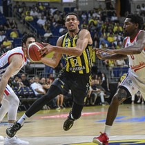 Fenerbahçe seriyi 2-0'a getirdi