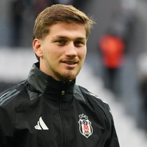 Semih Kılıçsoy yuvadan uçuyor