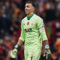 Fernando Muslera, Türkiye'den ayrılarak ülkesine gitti!