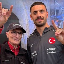 Merih Demiral: Bozkurt pozunu Aziz Sancar istedi
