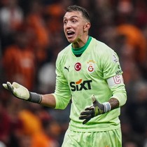 Muslera'nın yerine gelecek isim belli oldu! 'Ben Galatasaray'la anlaştım'