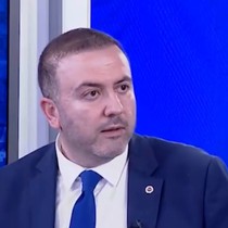 Fenerbahçe'de seçim için kaç imza toplandı?