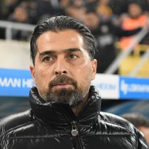 Çaykur Rizespor İlhan Palut'un sözleşmesini uzattı