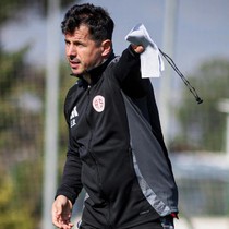 Emre Belözoğlu: Mourinho iyi bir hoca ama bu sezon başarısızdı!