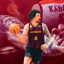 Galatasaray'da Sadık Emir Kabaca'yla yollar ayrıldı