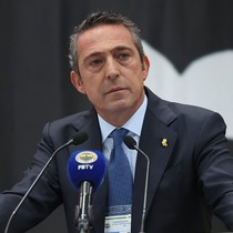 CANLI | Fenerbahçe Başkanı Ali Koç açıklamalarda bulunuyor