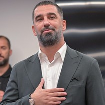 Arda Turan, Shakhtar Donetsk yönetimindeki ilk antrenmanına çıktı