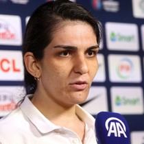Esra Ural Topuz, Yunanistan'daki zorlu atmosferde kazanacaklarına inanıyor