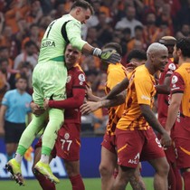 Galatasaray'ın yıldızı gemileri yaktı: Kendimi önemli hissetmiyorum