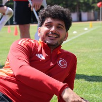 Düğünden kampa: Barış Telli, balayını milli takım kampında geçiriyor