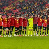 Göztepe 3 transferde sona geldi