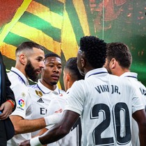 Galatasaray 65 milyon euroluk stoper-sol bek buldu!
