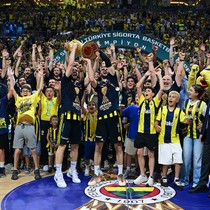 Fenerbahçe Beko, sezonda 84 maça çıktı 3 kupayı müzesine götürdü