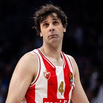 Milos Teodosic basketboldan emekli olduğunu açıkladı