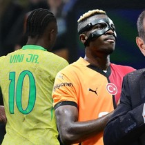 Osimhen'in alternatifi hazır! "Hayır" derse Özbek rotayı Carlo'nun yıldızına çevirecek