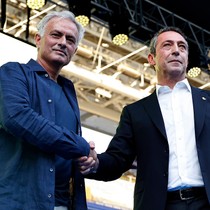 Ali Koç, Mourinho'nun isteğini geri çevirmedi: Çok beğeniyorum, transfer edersek iyi olur!