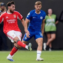 Benfica - Chelsea maçı durduruldu