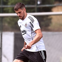David Jurasek Beşiktaş'taki ilk antrenmanına çıktı