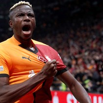 Osimhen'in anlaşmasını duyurdular! "Transfer neredeyse bitti"