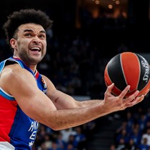 Anadolu Efes'te flaş ayrılık!