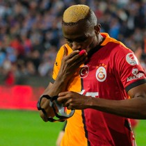 Galatasaray'da Osimhen depremi! Görüşmeler yeniden başladı