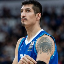 Anadolu Efes, ABD'li basketbolcu Willis ile yollarını ayırdı
