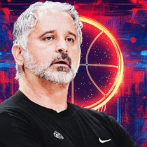 Anadolu Efes, başantrenör Igor Kokoskov ile anlaşmaya vardı