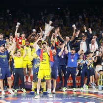 Euroleague şampiyonu Fenerbahçe kabuk değiştiriyor