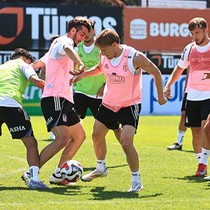 Beşiktaş yeni sezon hazırlıklarına tesislerde devam etti