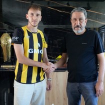 Beşiktaş, genç futbolcuyu Adana 01 FK'ya kiraladı