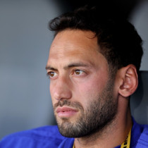 Bonservisi inmedi! Hakan Çalhanoğlu, Inter'de kaldı