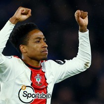 Kyle Walker-Peters'ın İstanbul'a geliş tarihi belli oldu