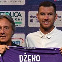 Edin Dzeko: Ben kenara atılacak bir futbolcu değilim