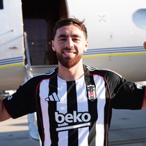 Feeyenoord'dan Orkun paylaşımı: Beşiktaş şampiyonumuza iyi bakın!