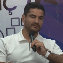 Taha Akgül'den gençlere mesaj