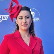 Yarış spikeri Esen Gök evinde ölü bulundu