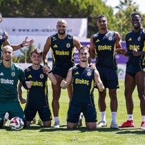 Fenerbahçe Portekiz'de çift idmanla günü tamamladı