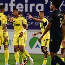 Fenerbahçe, Portekiz'de 2 golle kazandı