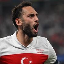 ultrAslan'dan Çalhanoğlu'na 'eylem' çağrısı