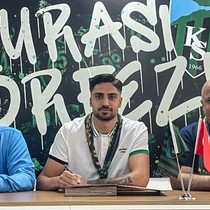Kocaelispor kaleye Serhat Öztaşdelen'i monte etti