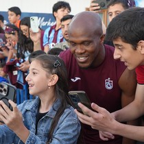 Erzurum'daki üçüncü taraftar buluşmasında Trabzonspor’a yine sevgi seli