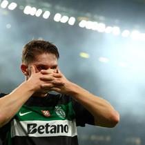 Viktor Gyökeres Arsenal formasına kavuştu: 14 numara artık onun