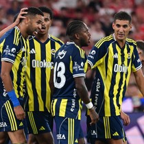Fenerbahçe'nin Feyenoord maçlarının hakemleri açıklandı