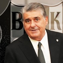 Serdal Adalı 4 transferi birden İstanbul'a getiriyor! Beşiktaş'ta dev operasyon başladı
